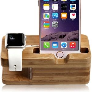 Phone and watch docking station